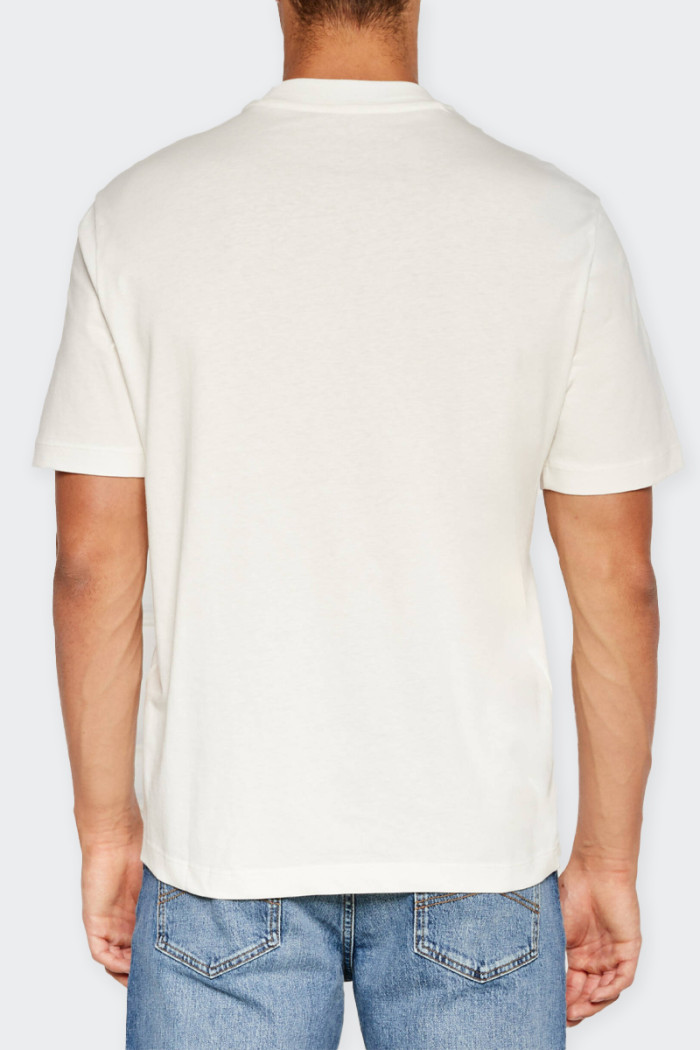 Armani Exchange WHITE EMBOSSED LOGO PATCH T-SHIRT